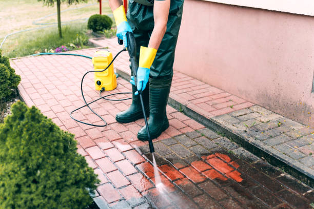 Best Pressure Washing Siding  in Valhalla, NY